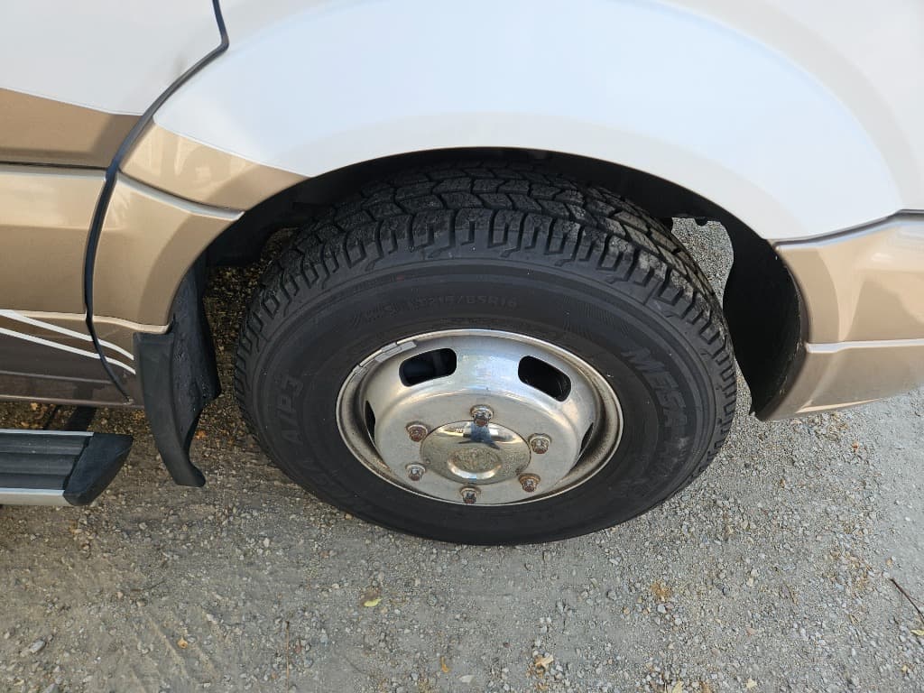 2011 Winnebago 2011 Winnebago View Profile - thumbnail 7