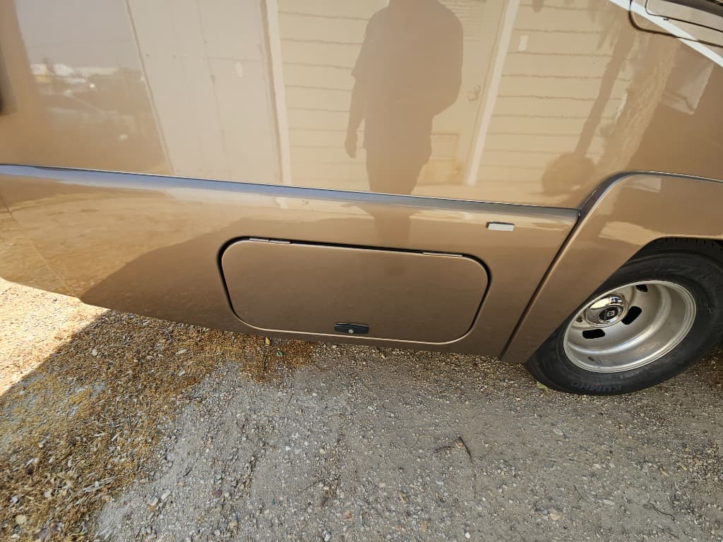 2011 Winnebago 2011 Winnebago View Profile - thumbnail 13