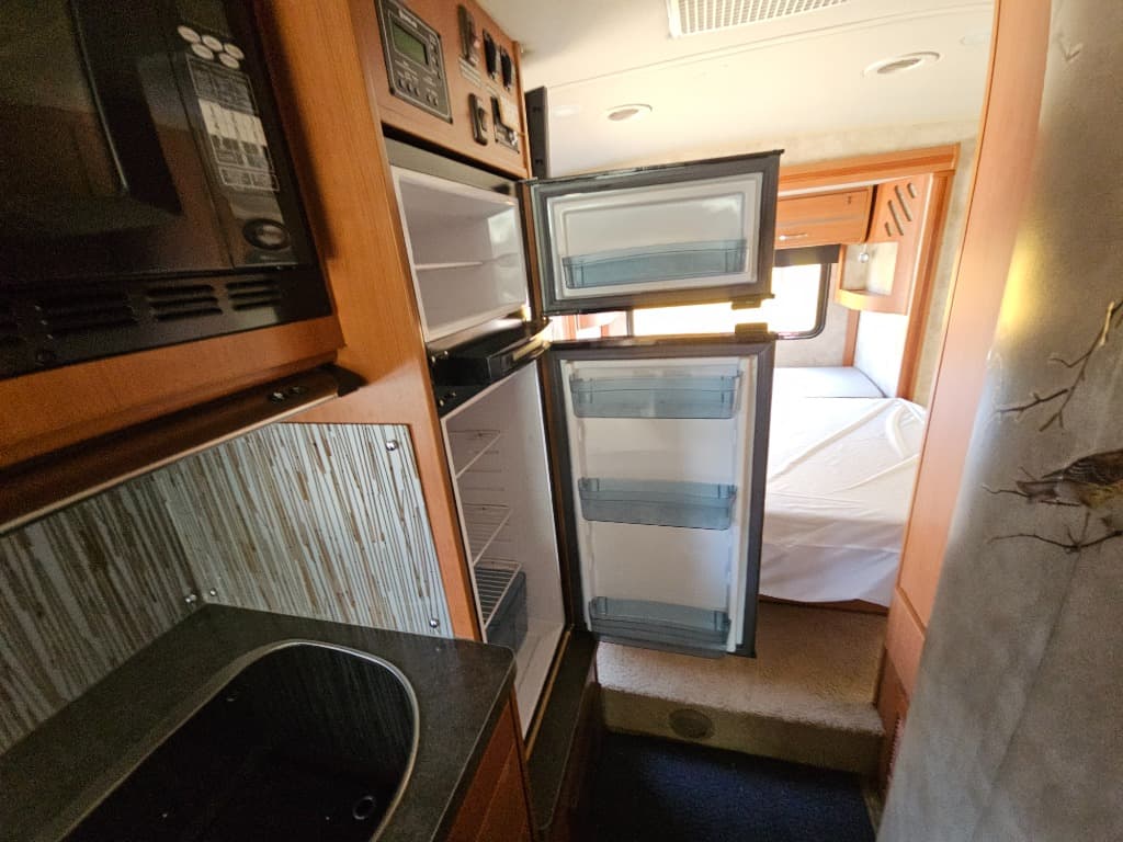 2011 Winnebago 2011 Winnebago View Profile - thumbnail 39
