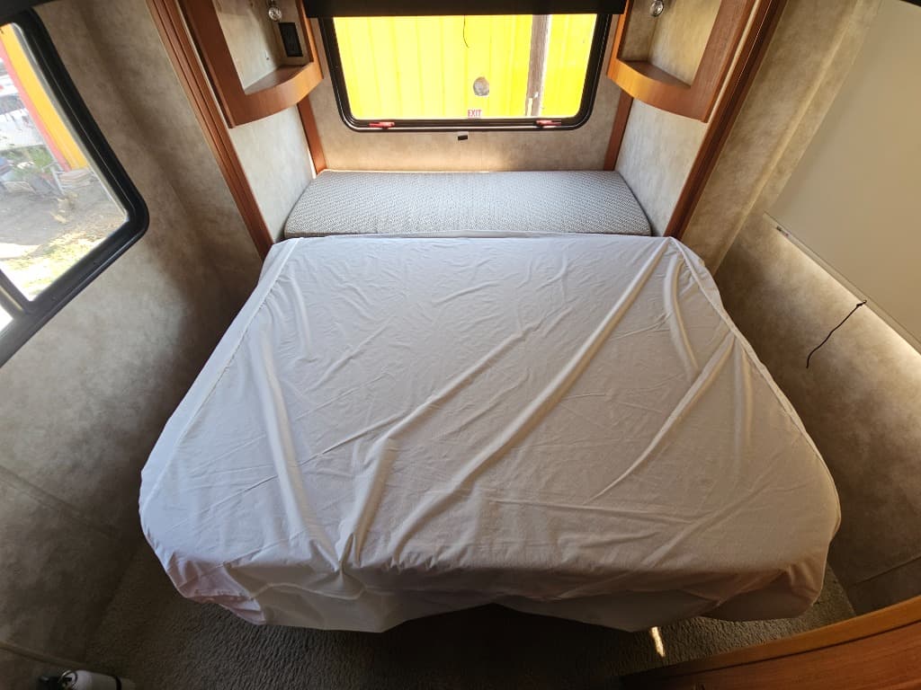 2011 Winnebago 2011 Winnebago View Profile - thumbnail 42