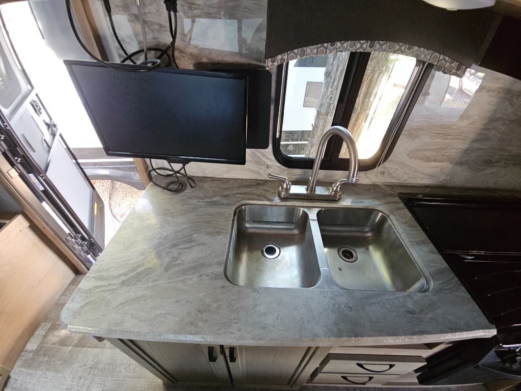 2021 Winnebago 2021 Winnebago Micro Minnie - thumbnail 24