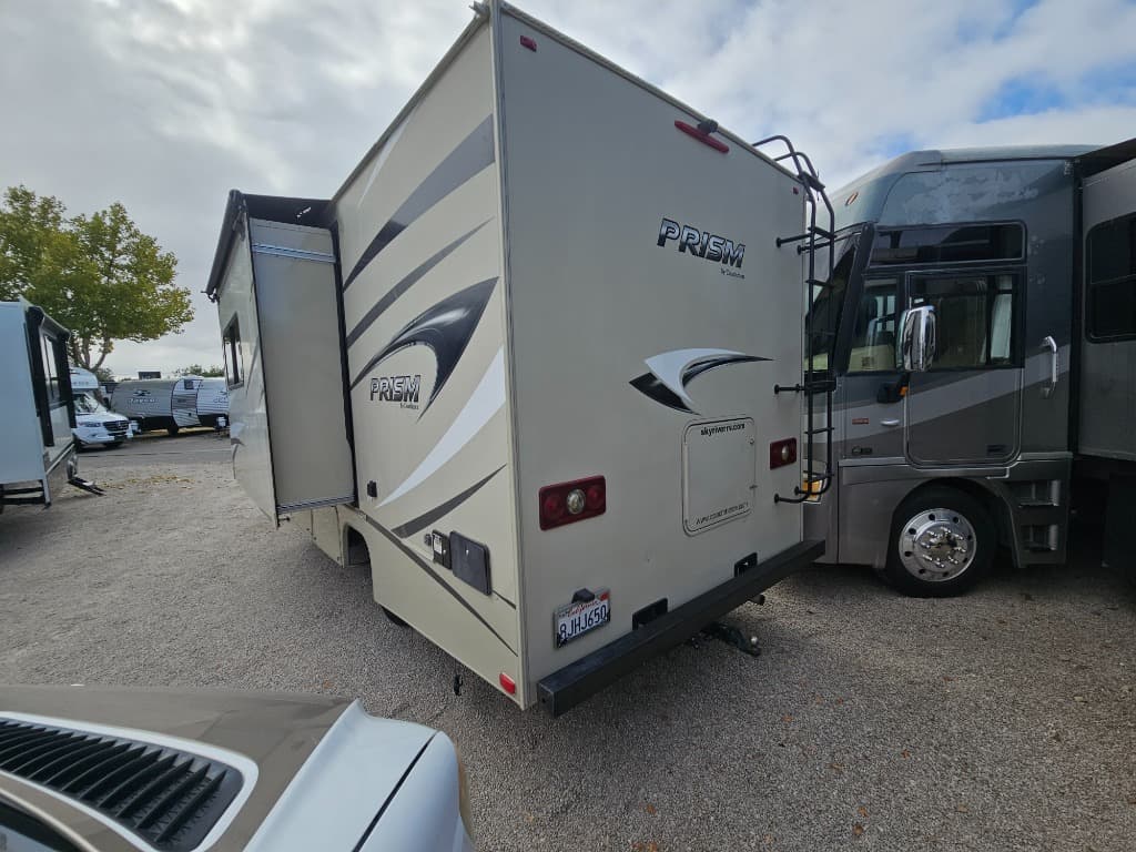 2018 Coachmen 2018 Coachmen Prism - thumbnail 3