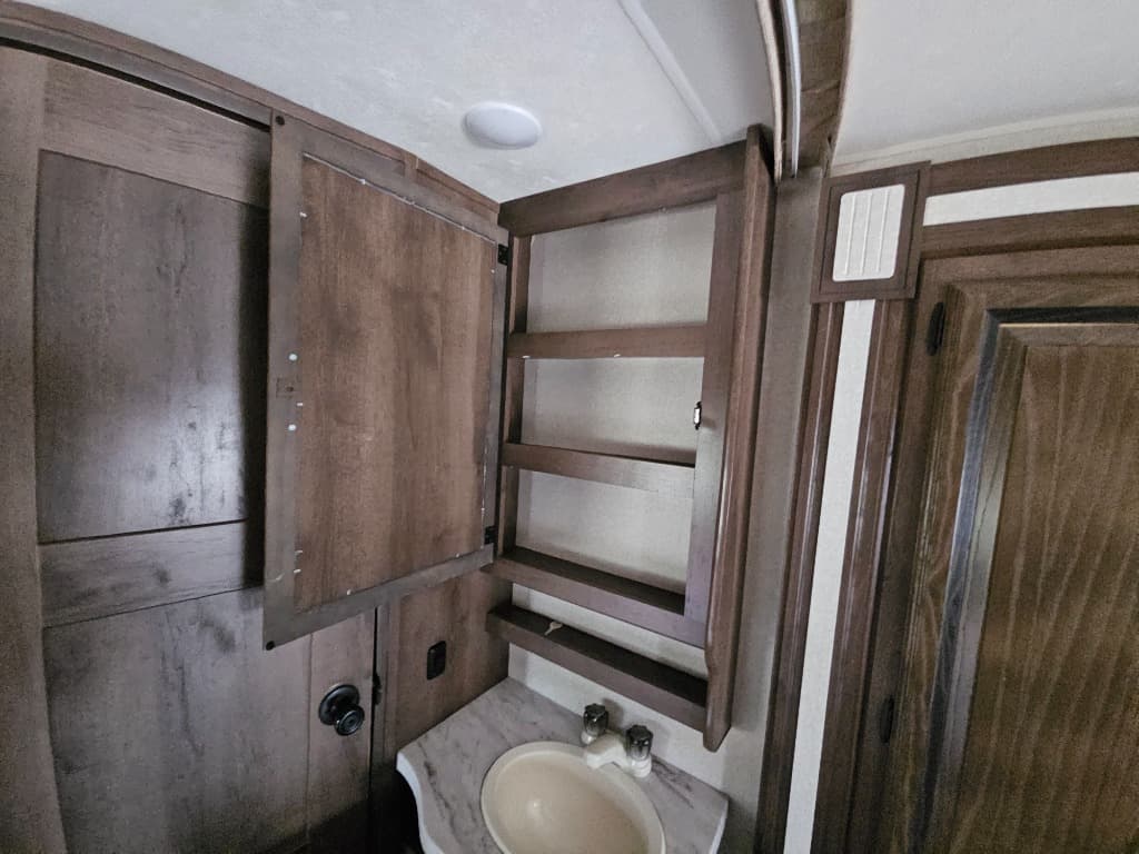 2018 Coachmen 2018 Coachmen Prism - thumbnail 14