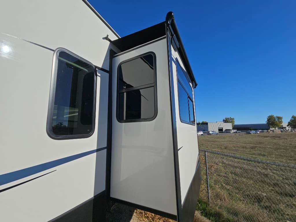 2023 Keystone RV 2023 Keystone RV Montana High Country - thumbnail 61