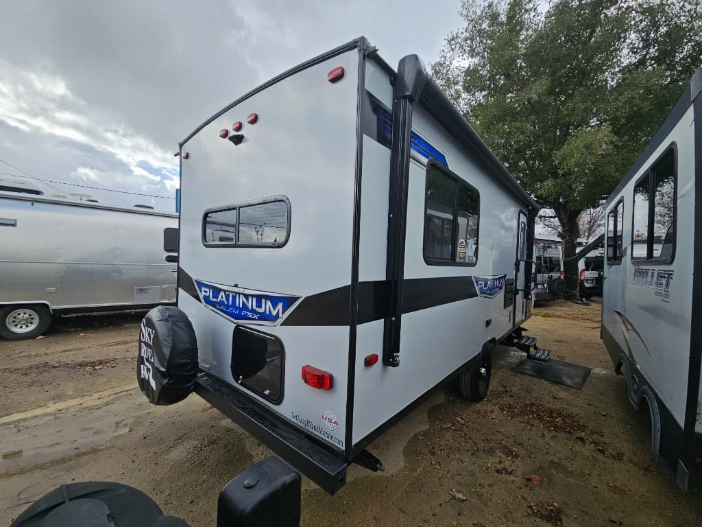 2023 Forest River 2023 Forest River Salem FSX - thumbnail 3