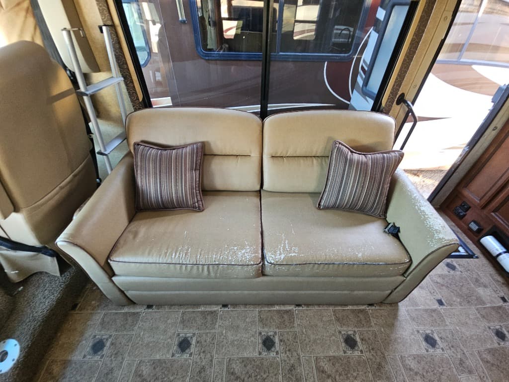 2014 Thor Motor Coach 2014 Thor Motor Coach Hurricane - thumbnail 39