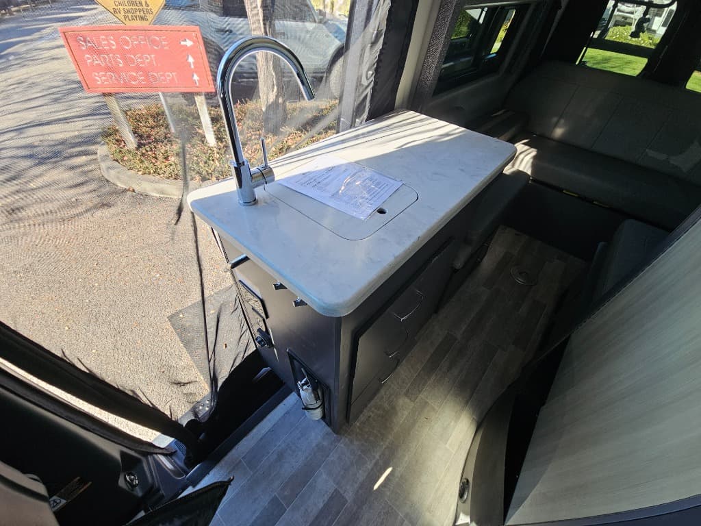 2023 Thor Motor Coach 2023 Thor Motor Coach Tranquility - thumbnail 10