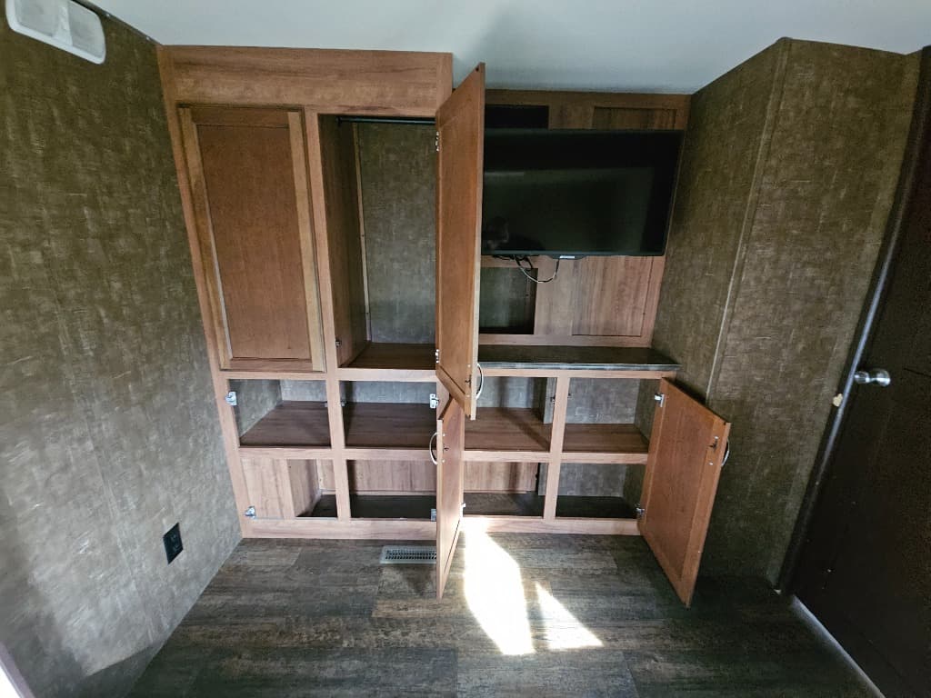 2016 KZ RV 2016 KZ RV KZ Durango - thumbnail 30