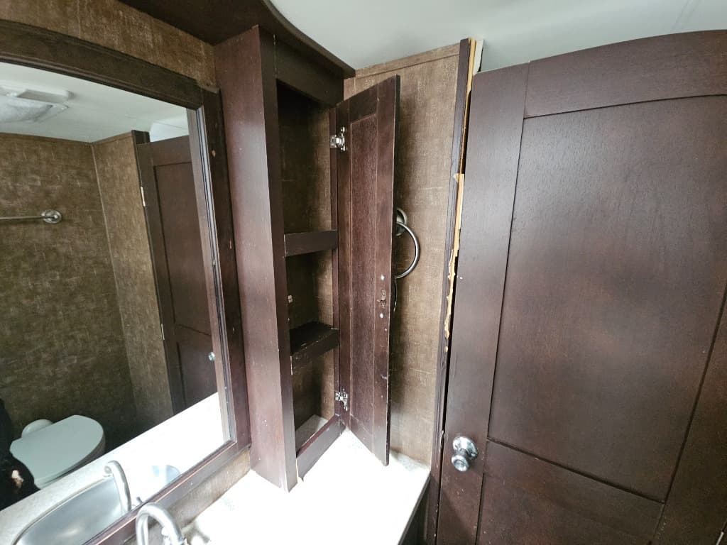 2016 KZ RV 2016 KZ RV KZ Durango - thumbnail 36