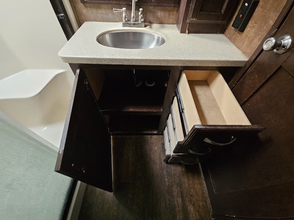 2016 KZ RV 2016 KZ RV KZ Durango - thumbnail 38