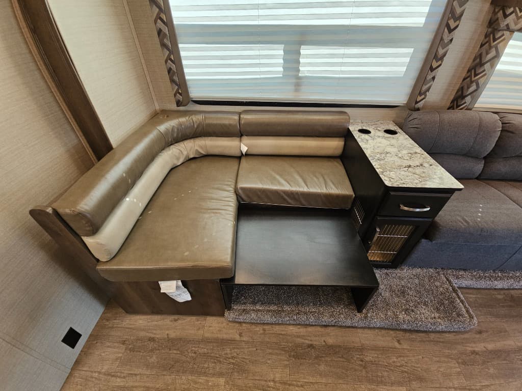 2018 Jayco 2018 Jayco Redhawk - thumbnail 21