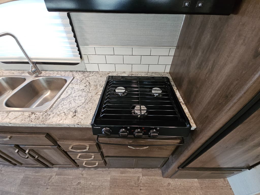 2018 Jayco 2018 Jayco Redhawk - thumbnail 29