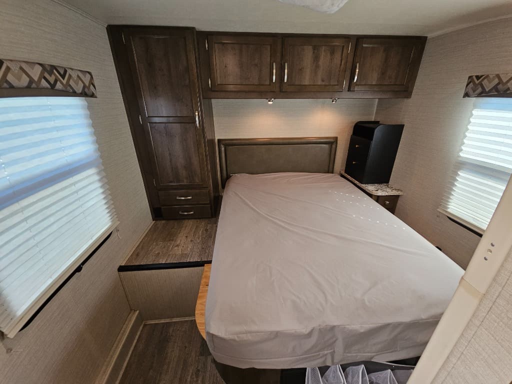 2018 Jayco 2018 Jayco Redhawk - thumbnail 38