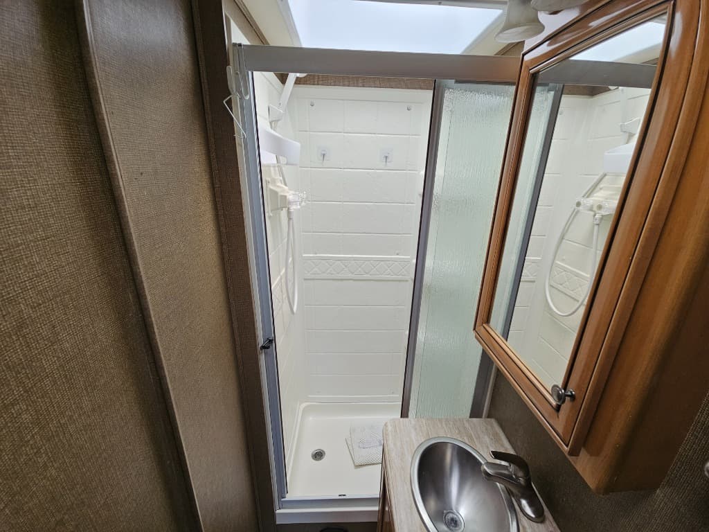 2016 Thor Motor Coach 2016 Thor Motor Coach Siesta Sprinter - thumbnail 17