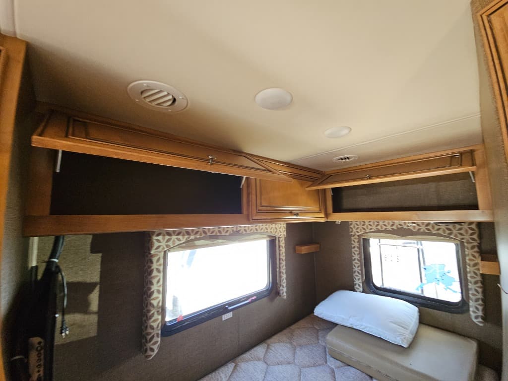 2016 Thor Motor Coach 2016 Thor Motor Coach Siesta Sprinter - thumbnail 21