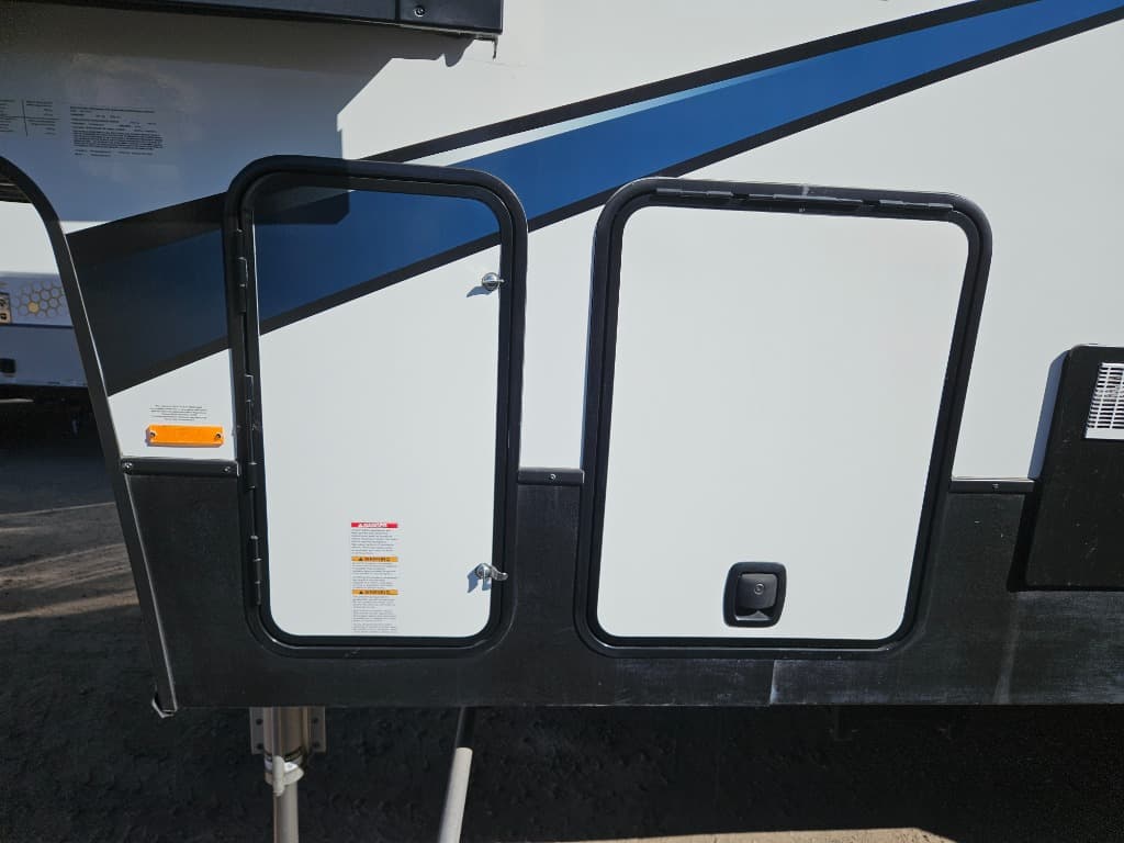 2021 Heartland 2021 Heartland Road Warrior - thumbnail 58