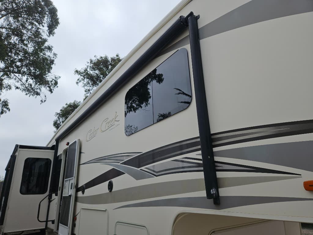 2016 Forest River 2016 Forest River Cedar Creek - thumbnail 51