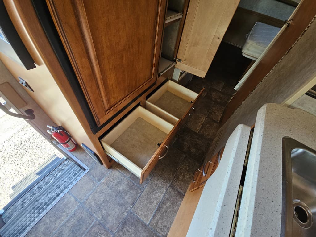 2014 Itasca 2014 Itasca Sunstar - thumbnail 25