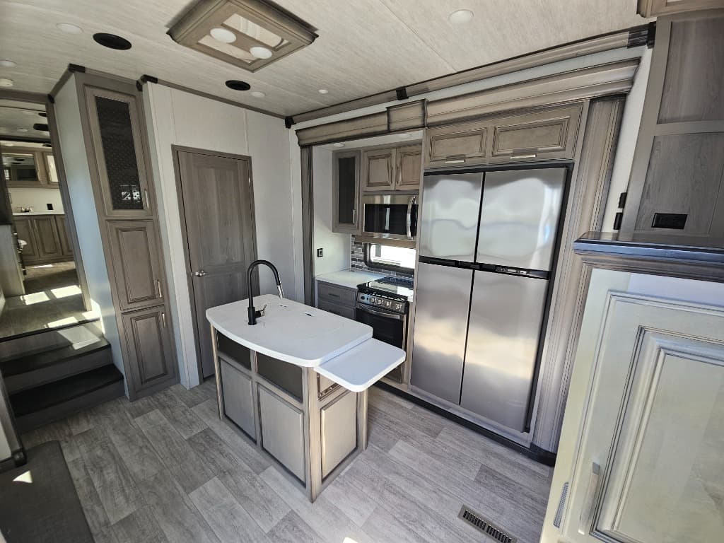 2021 Keystone RV 2021 Keystone RV Montana - thumbnail 7