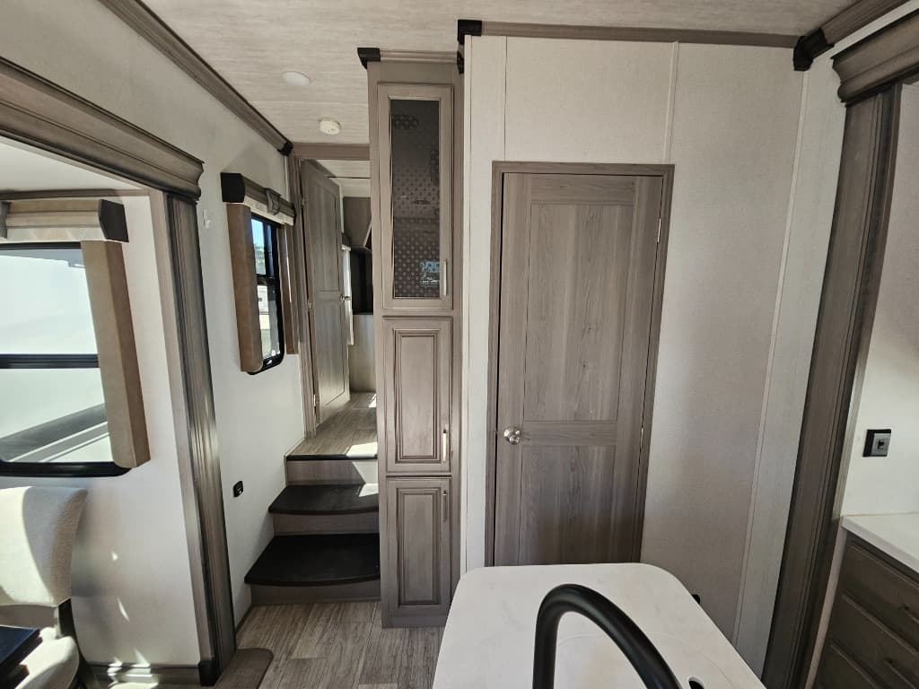 2021 Keystone RV 2021 Keystone RV Montana - thumbnail 11