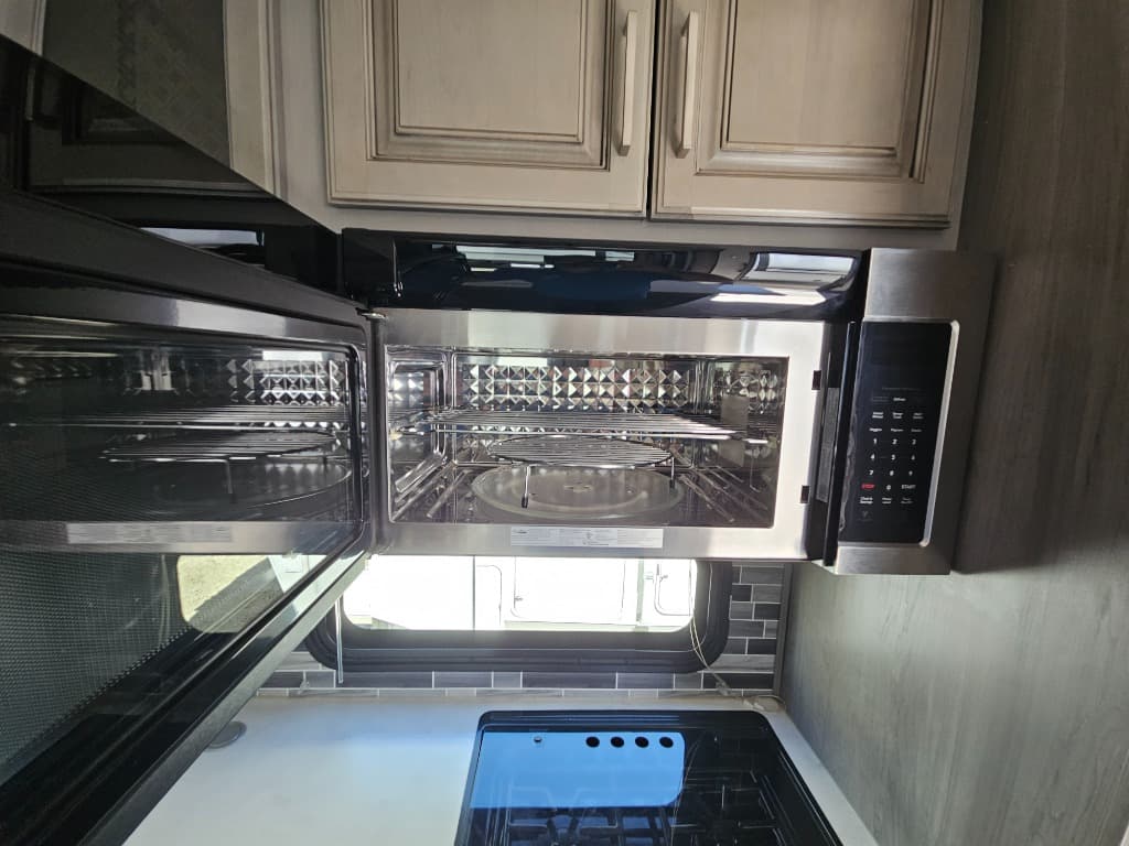 2021 Keystone RV 2021 Keystone RV Montana - thumbnail 20