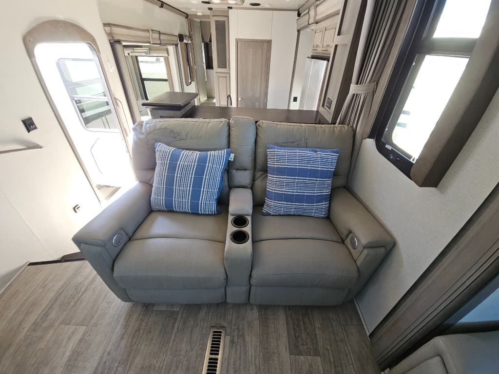 2021 Keystone RV 2021 Keystone RV Montana - thumbnail 40