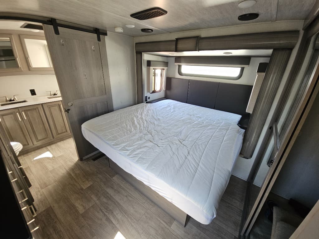 2021 Keystone RV 2021 Keystone RV Montana - thumbnail 41