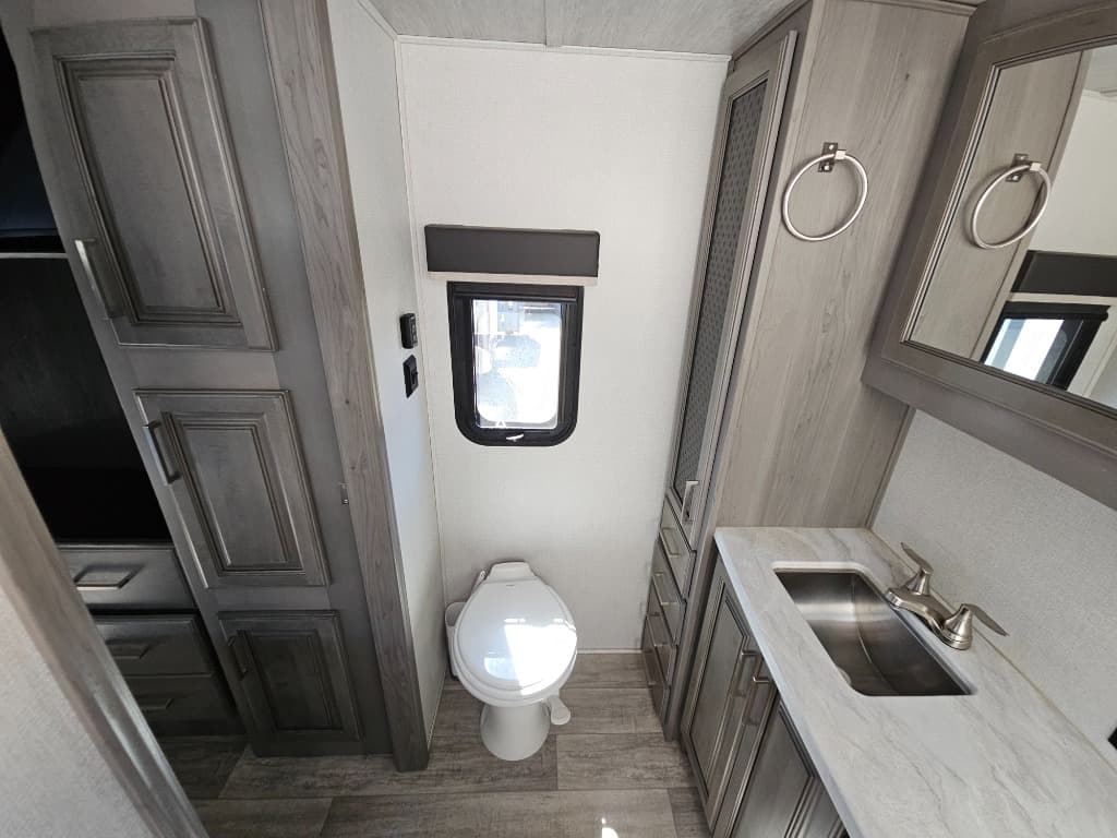 2021 Keystone RV 2021 Keystone RV Montana - thumbnail 52