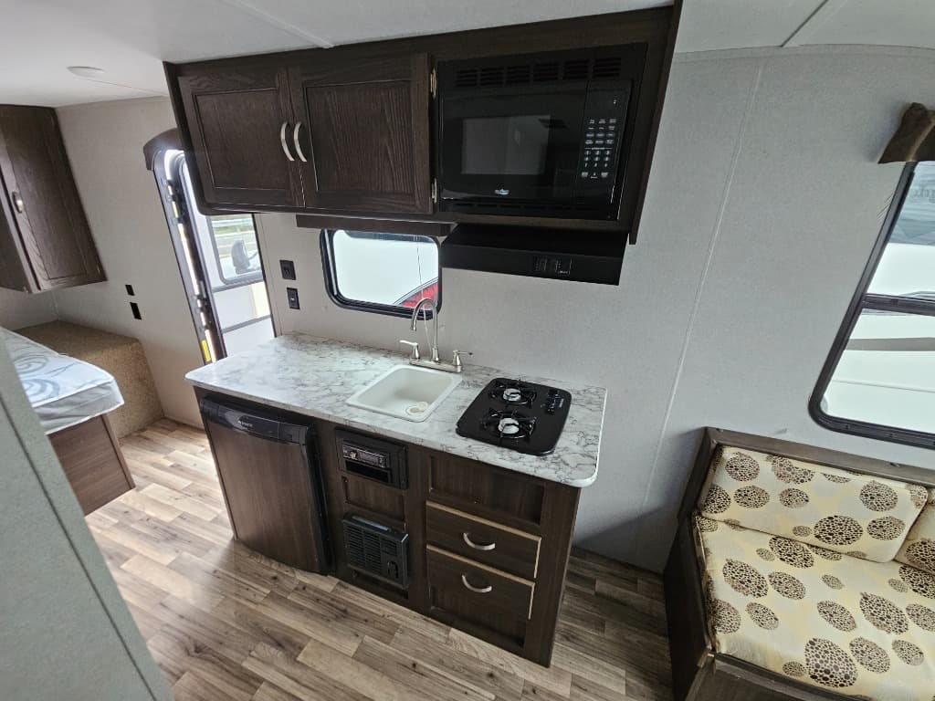 2019 Keystone RV 2019 Keystone RV Springdale - thumbnail 9