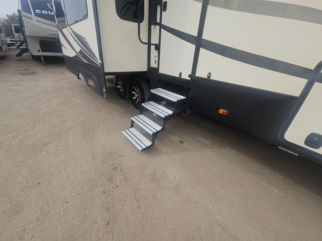 2017 Keystone RV 2017 Keystone RV Alpine - thumbnail 49