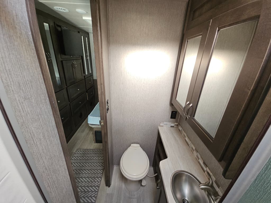 2022 NeXus RV 2022 NeXus RV Wraith - thumbnail 39