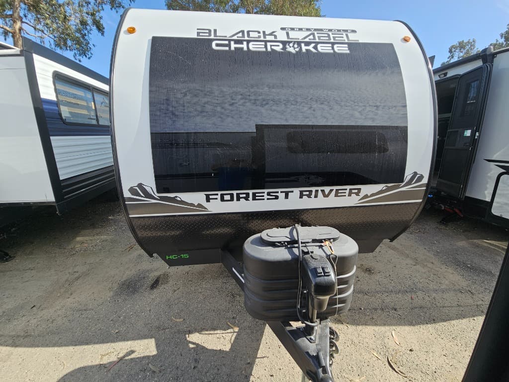 2025 Forest River 2025 Forest River Cherokee Grey Wolf Black Label - thumbnail 6