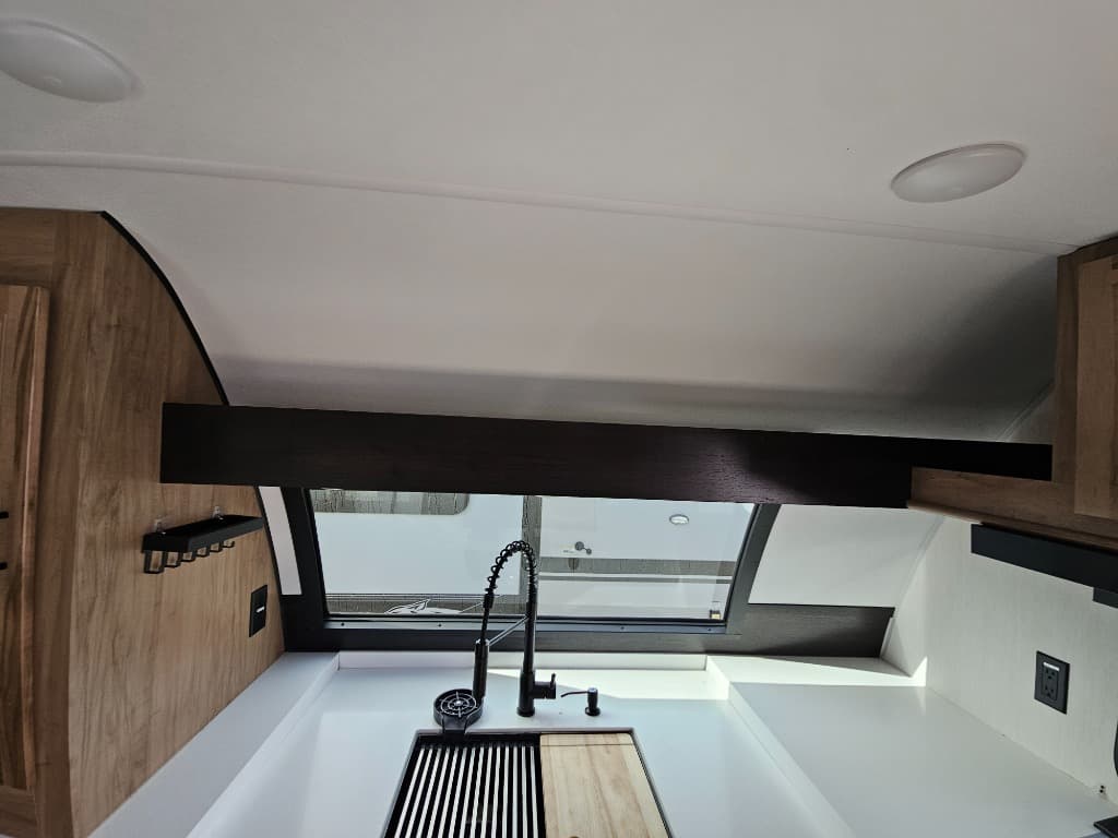 2025 Forest River 2025 Forest River Cherokee Grey Wolf Black Label - thumbnail 16