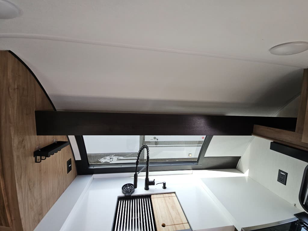 2025 Forest River 2025 Forest River Cherokee Grey Wolf Black Label - thumbnail 18