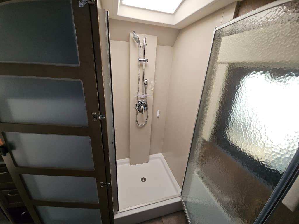 2020 Pleasure-Way 2020 Pleasure-Way Plateau - thumbnail 31