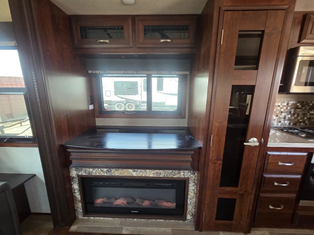 2018 Jayco 2018 Jayco Pinnacle - thumbnail 6