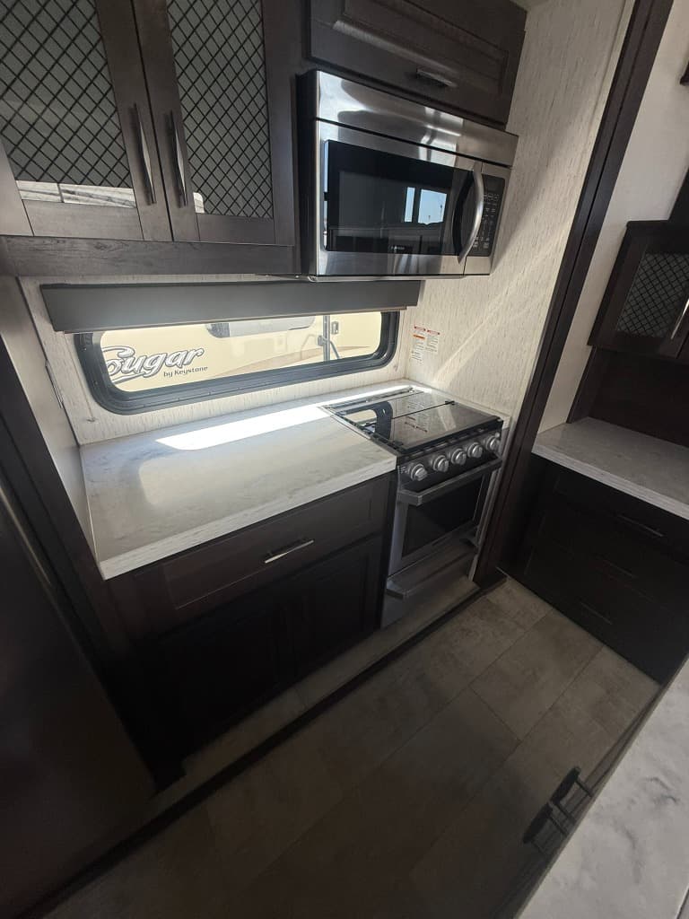 2020 Grand Design 2020 Grand Design Momentum - thumbnail 11