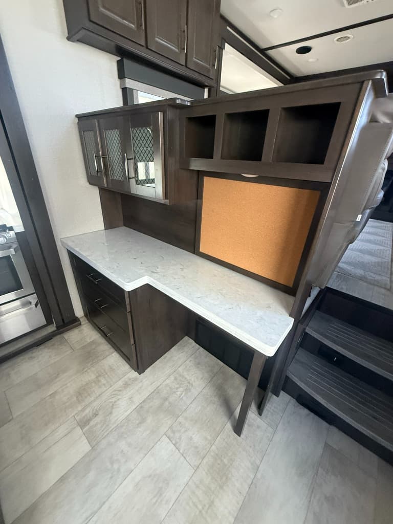 2020 Grand Design 2020 Grand Design Momentum - thumbnail 21