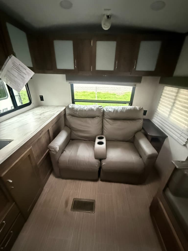 2021 Keystone RV 2021 Keystone RV Passport GT - thumbnail 11