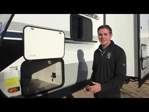 The JayFeather 22RB: Camping in Style