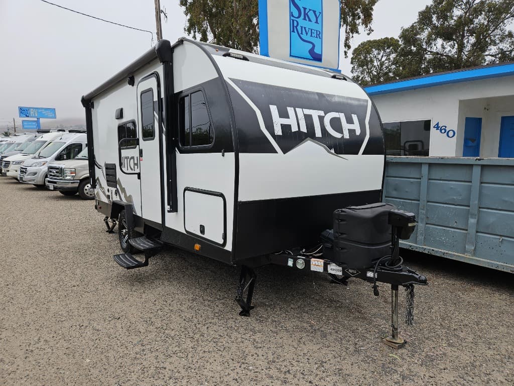 2022 Cruiser RV Hitch 17BHS