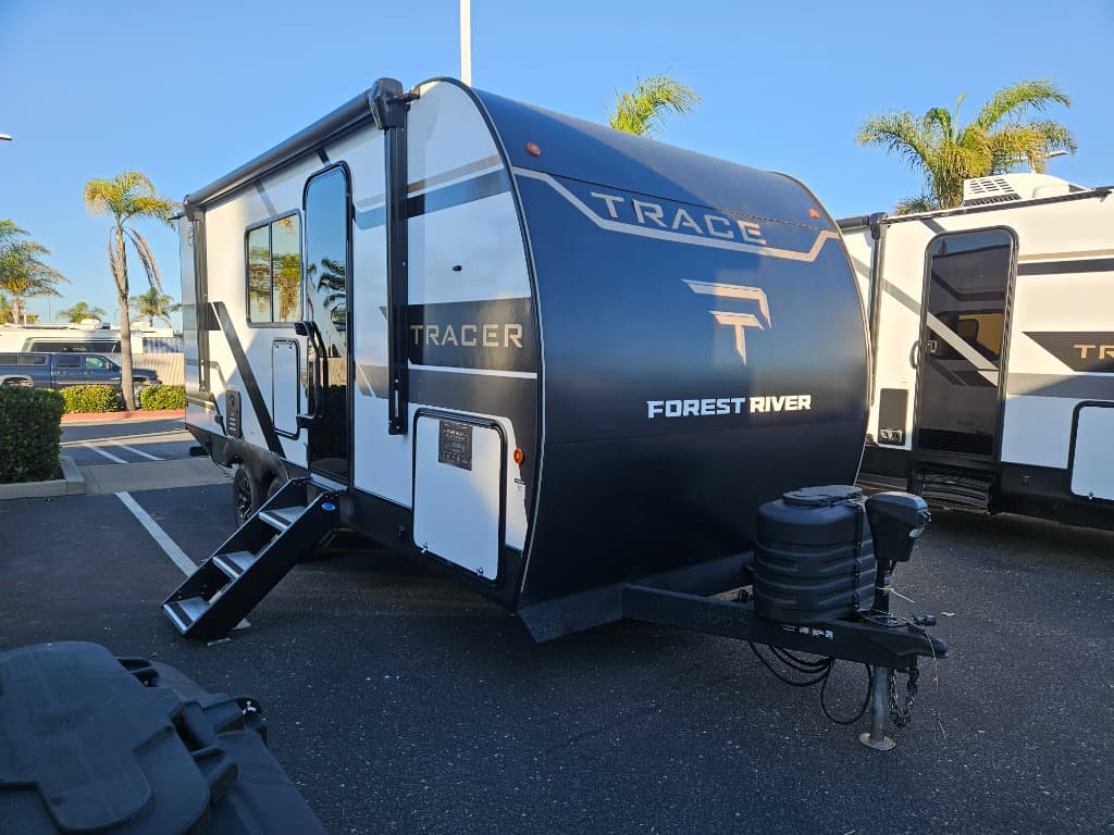 2026 Prime Time RV Tracer 195RB