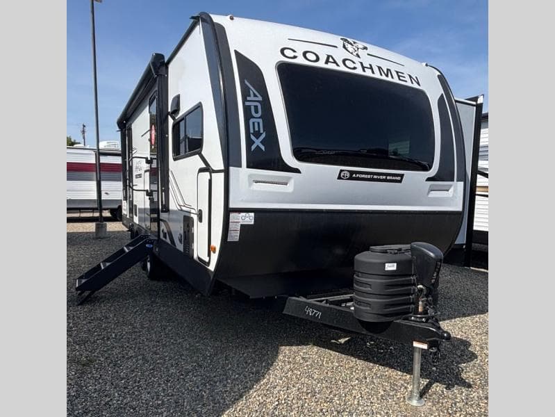 2025 Coachmen Apex Ultra-Lite 243FKS